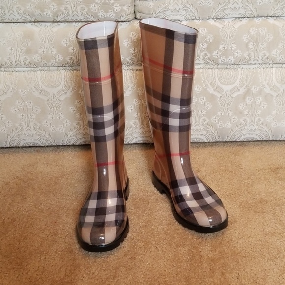 Burberry Shoes - New Burberry rain boots